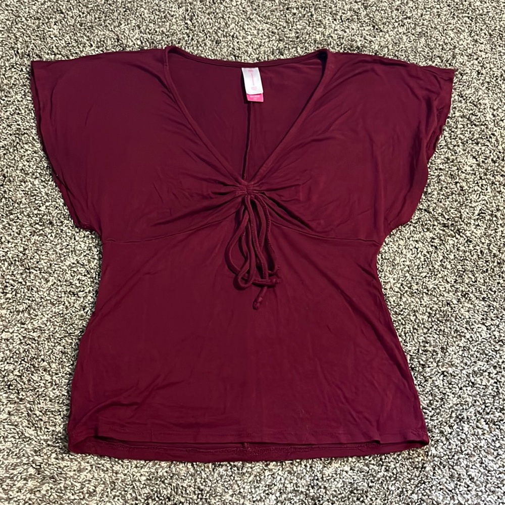 Maroon flowy sleeve top